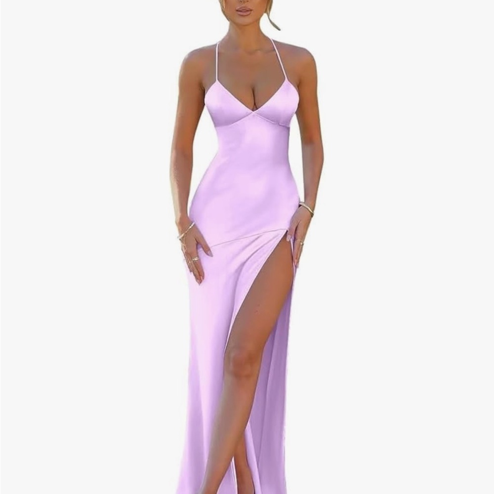 Elegant Lavender Maxi Dress with Slit